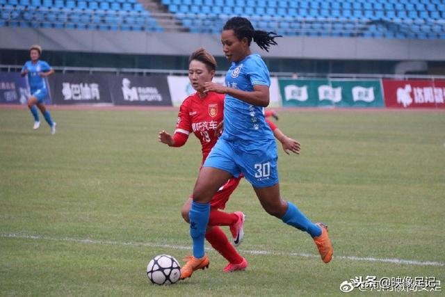 博维原本想留在罗马成为旗帜，但前CEO让他离队