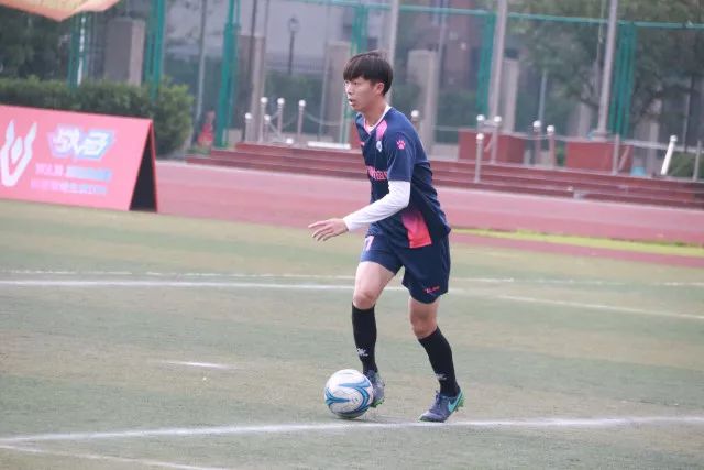 厄德高：不习惯看台看比赛和不与球队一起训练