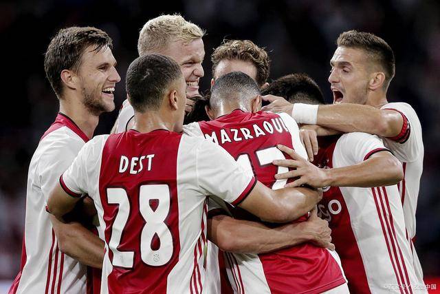 姜伟泽26分布莱克尼空砍48分 吉林力克同曦