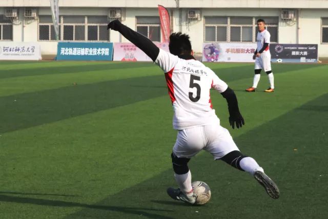 NBA历史最疯狂一日 惊掉下巴背后是利益之手